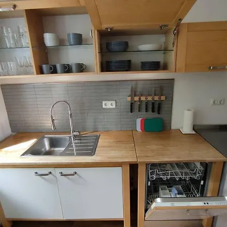 Beautiful, Bright Apartment Close To Schloss Schleissheim Обершлайсхайм
